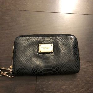 Michael Kors wristlet